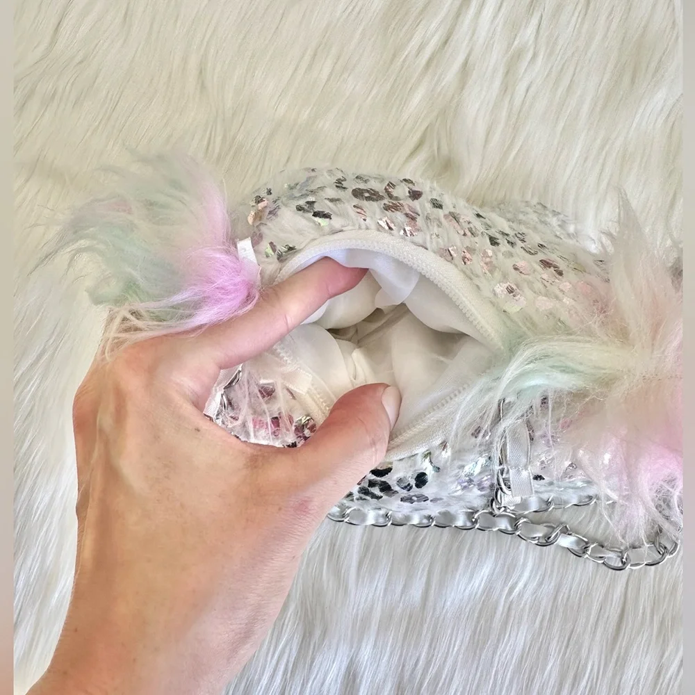 UNICORN PLUSH PURSE